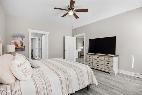 116 NE 35th Street Oak Island NC 28465