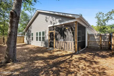 116 NE 35th Street Oak Island NC 28465