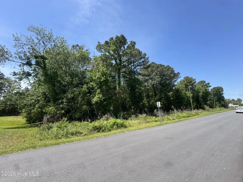 308 Borroughs Road Holly Ridge NC 28445