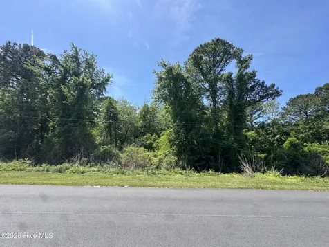 308 Borroughs Road Holly Ridge NC 28445