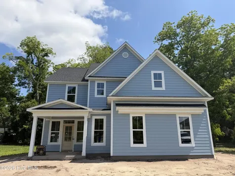 104 Live Oak Circle Lake Waccamaw NC 28450