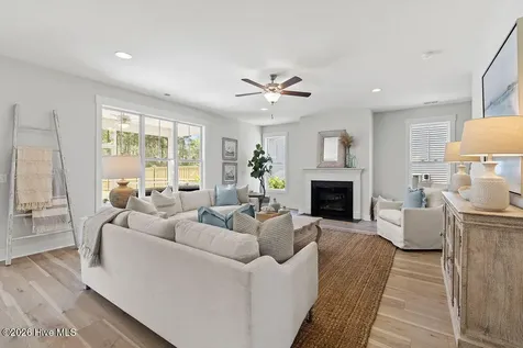 104 Live Oak Circle Lake Waccamaw NC 28450