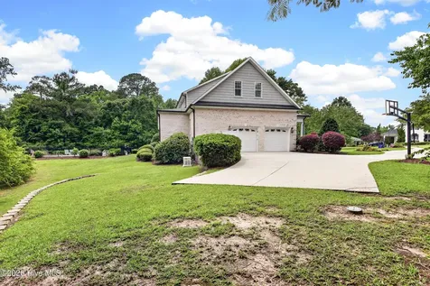 100 Winestone Place Jacksonville NC 28546