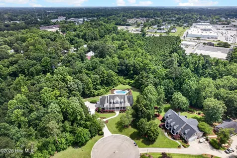 100 Winestone Place Jacksonville NC 28546