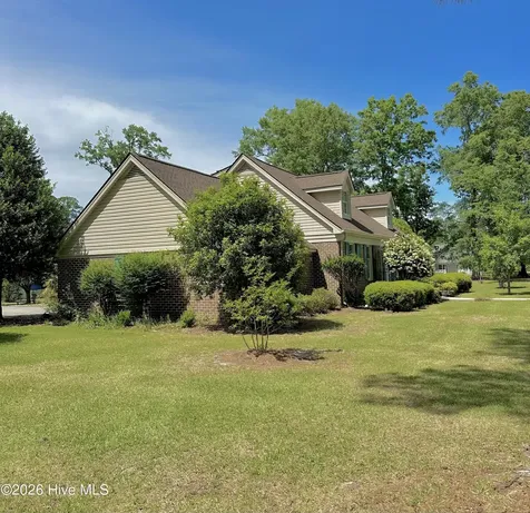 407 4th Street Bladenboro NC 28320