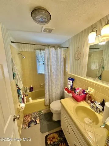 407 4th Street Bladenboro NC 28320