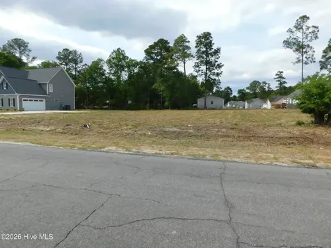 2 Muirfield Drive Laurinburg NC 28352