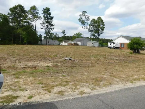 2 Muirfield Drive Laurinburg NC 28352