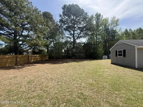 1601 Benvenue Forest Road Rocky Mount NC 27804