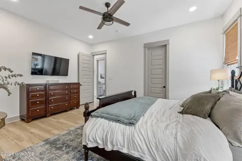 352 Summerhouse Drive Holly Ridge NC 28445