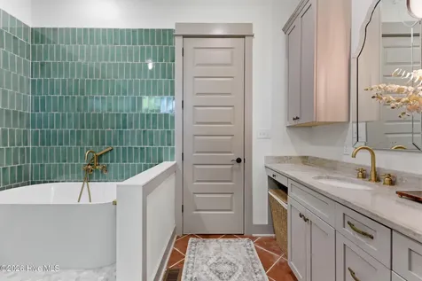 352 Summerhouse Drive Holly Ridge NC 28445