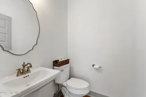 352 Summerhouse Drive Holly Ridge NC 28445