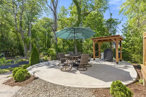 352 Summerhouse Drive Holly Ridge NC 28445