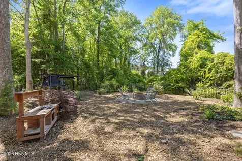 352 Summerhouse Drive Holly Ridge NC 28445