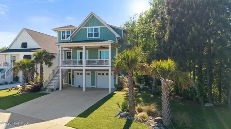 352 Summerhouse Drive Holly Ridge NC 28445
