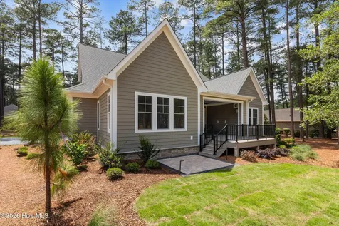 62 Mcmichael Drive Pinehurst NC 28374