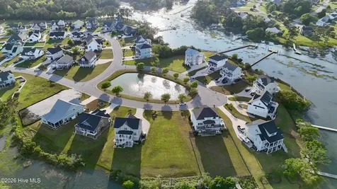 1506 Galley Circle Morehead City NC 28557