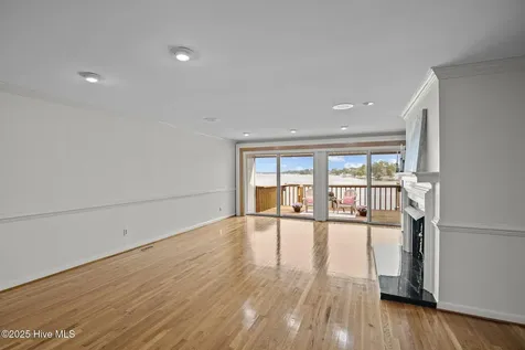 24 Batts Hill Road New Bern NC 28562
