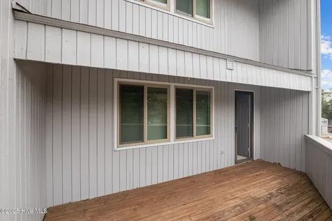 24 Batts Hill Road New Bern NC 28562