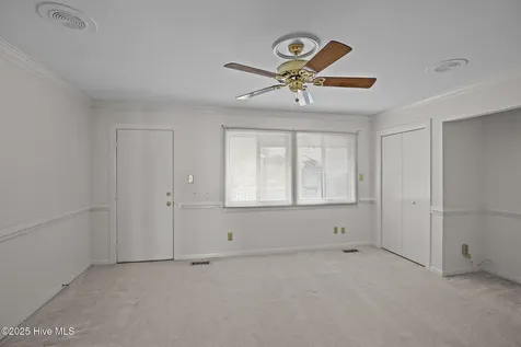 24 Batts Hill Road New Bern NC 28562