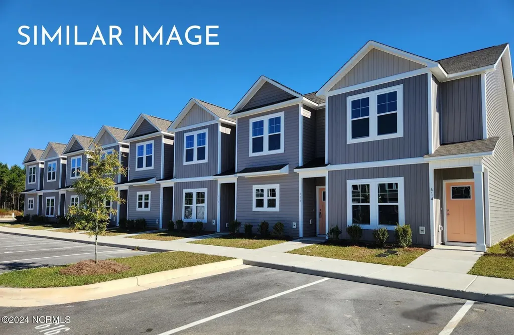 108 Loren Road Hubert NC 28539