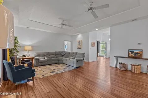 1096 Dean Road Saint Pauls NC 28384