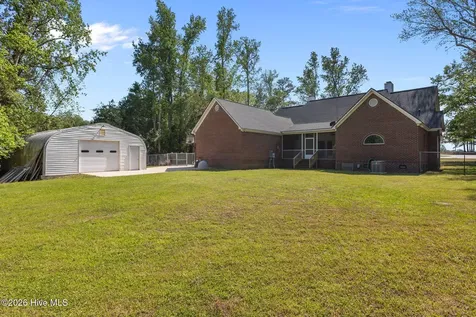 1096 Dean Road Saint Pauls NC 28384