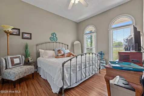 1096 Dean Road Saint Pauls NC 28384