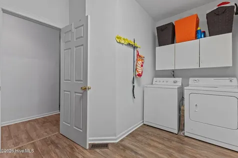 1096 Dean Road Saint Pauls NC 28384