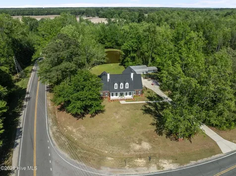 1096 Dean Road Saint Pauls NC 28384