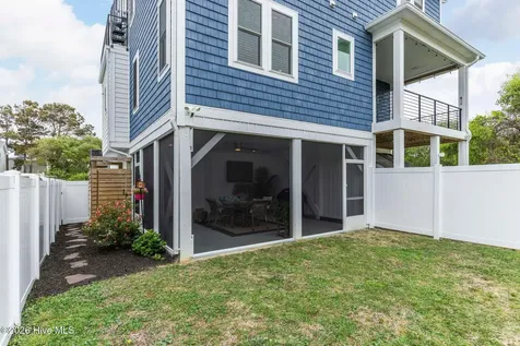 304 Birmingham Avenue Carolina Beach NC 28428