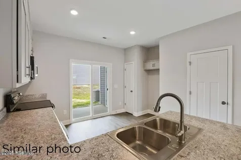 110 Loren Road Hubert NC 28539