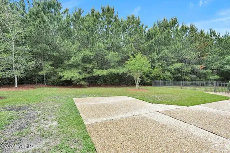 1018 Leesburg Drive Leland NC 28451