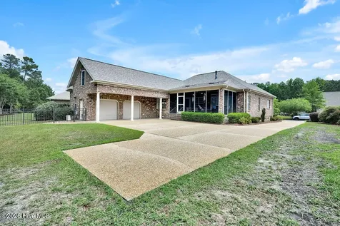 1018 Leesburg Drive Leland NC 28451