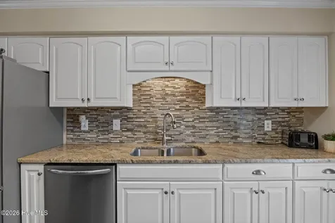 1902 Pinetree Drive New Bern NC 28562