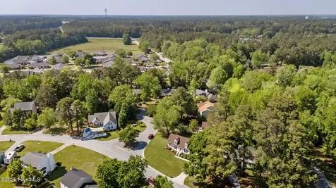 1902 Pinetree Drive New Bern NC 28562