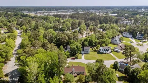 1902 Pinetree Drive New Bern NC 28562