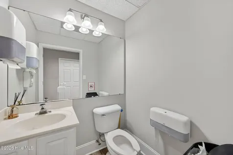 6209 Oleander Drive Wilmington NC 28403
