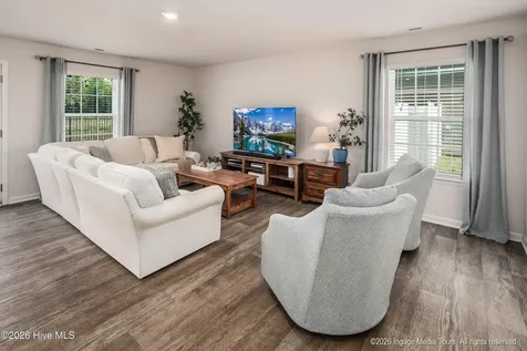 1913 Rolling Meadows Drive Greenville NC 27858