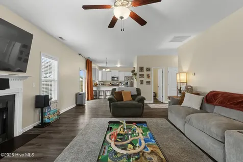 202 Maidstone Drive Richlands NC 28574