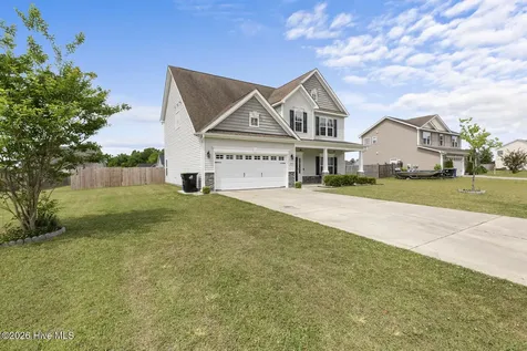 202 Maidstone Drive Richlands NC 28574