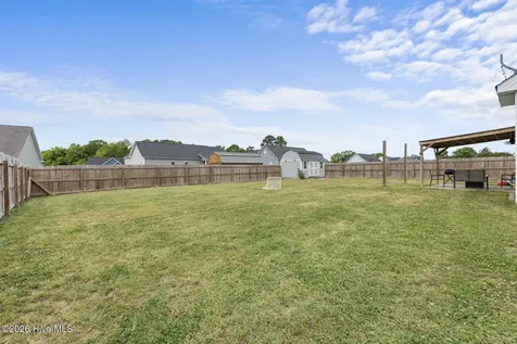 202 Maidstone Drive Richlands NC 28574