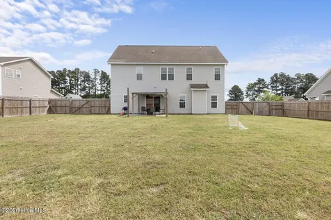 202 Maidstone Drive Richlands NC 28574
