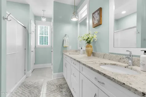 3302 Peppercorn Road New Bern NC 28562