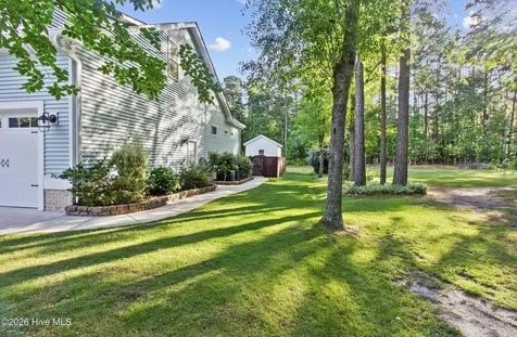 3302 Peppercorn Road New Bern NC 28562