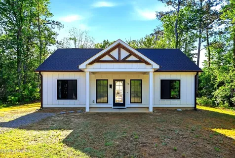 13 Creekstone Lane Castle Hayne NC 28429