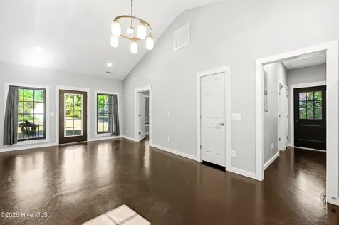 13 Creekstone Lane Castle Hayne NC 28429