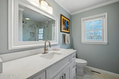 102 S Fodale Avenue Southport NC 28461