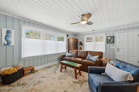 102 S Fodale Avenue Southport NC 28461