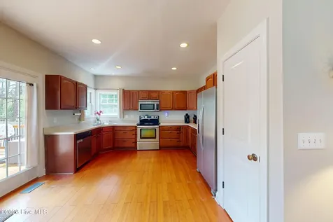 617 Seymour Street Aberdeen NC 28315